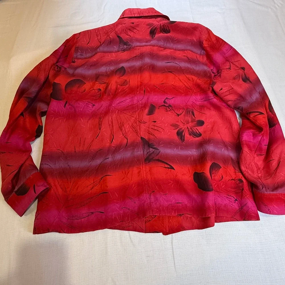 Chicos Design Silk Button Up Blouse Tropical Floral 100% Silk‎ Size 2